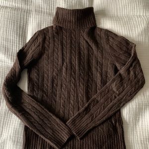 Cozy cableknit turtleneck